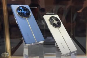 Best 5 Smartphones Under 30000 & 40000 In India 2024